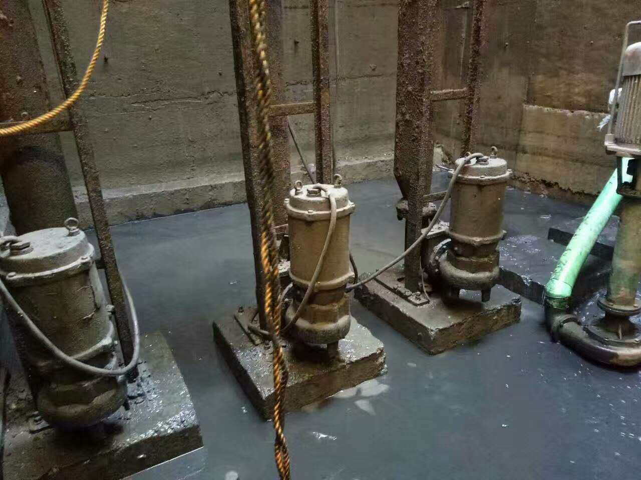 舟山污水池清理